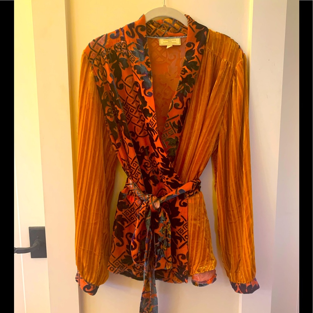 Anthropologie velvet burnout wrap top sz L